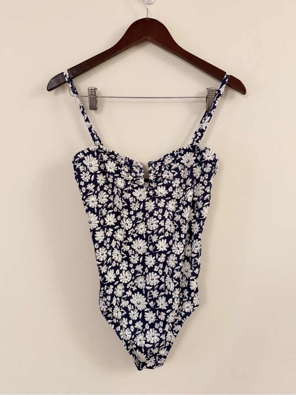Vineyard Vines Montauk Strapless One-Piece Navy Floral Swimsuit Size Medium